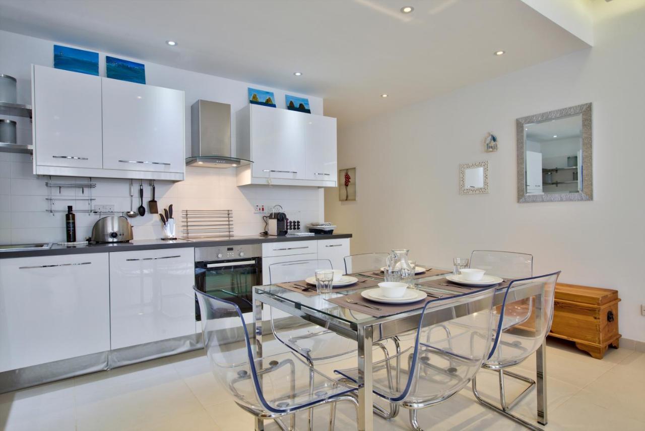 Bright And Central 2 Bedroom Apartment In سليمة المظهر الخارجي الصورة