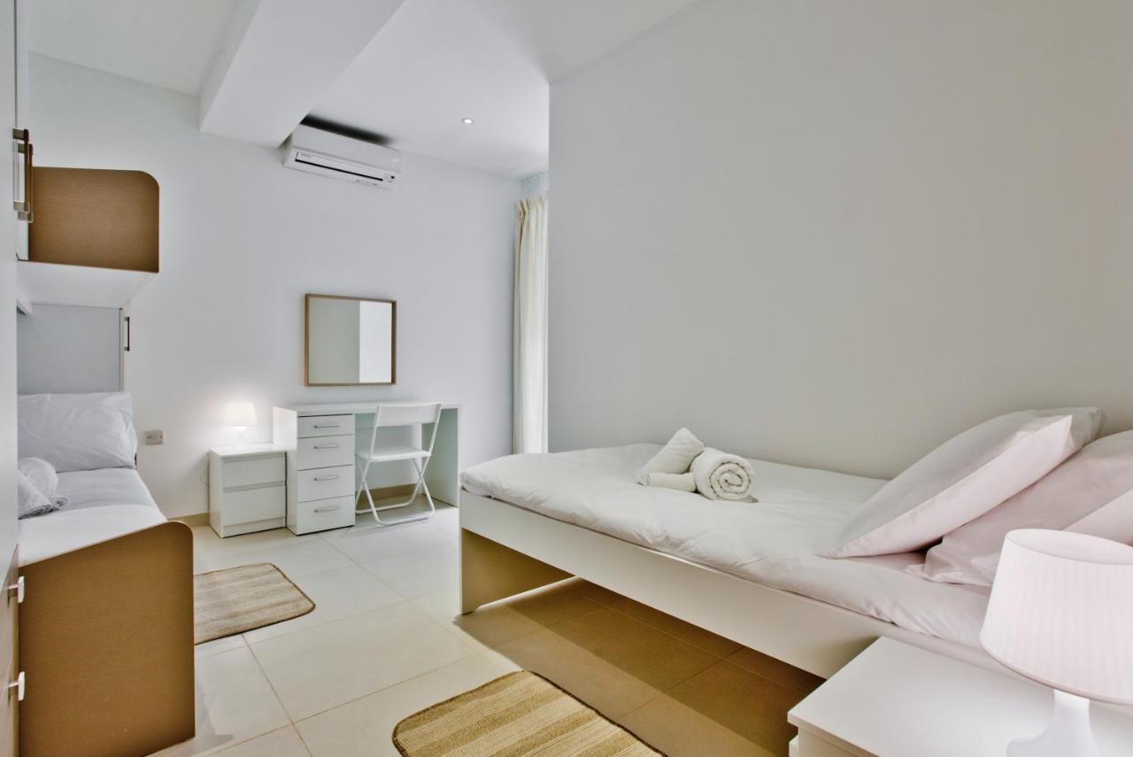 Bright And Central 2 Bedroom Apartment In سليمة المظهر الخارجي الصورة