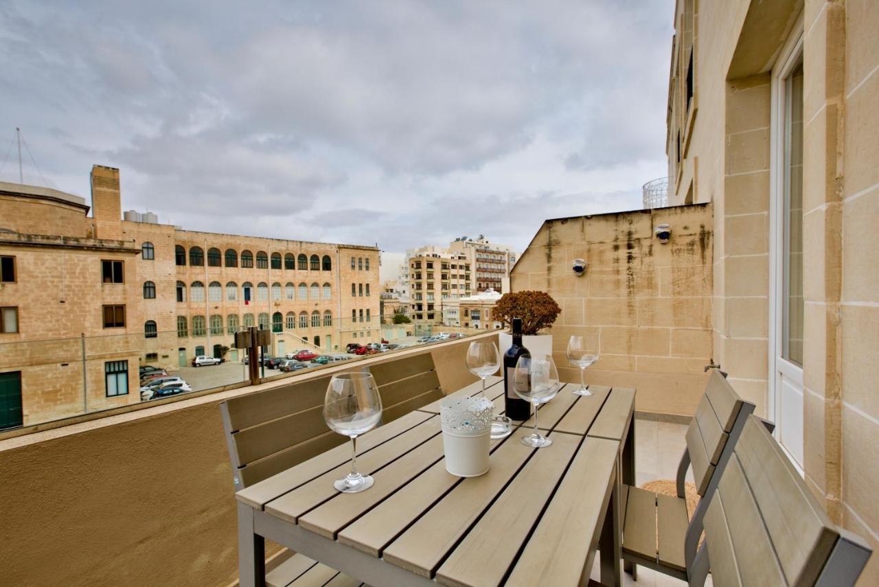 Bright And Central 2 Bedroom Apartment In سليمة المظهر الخارجي الصورة